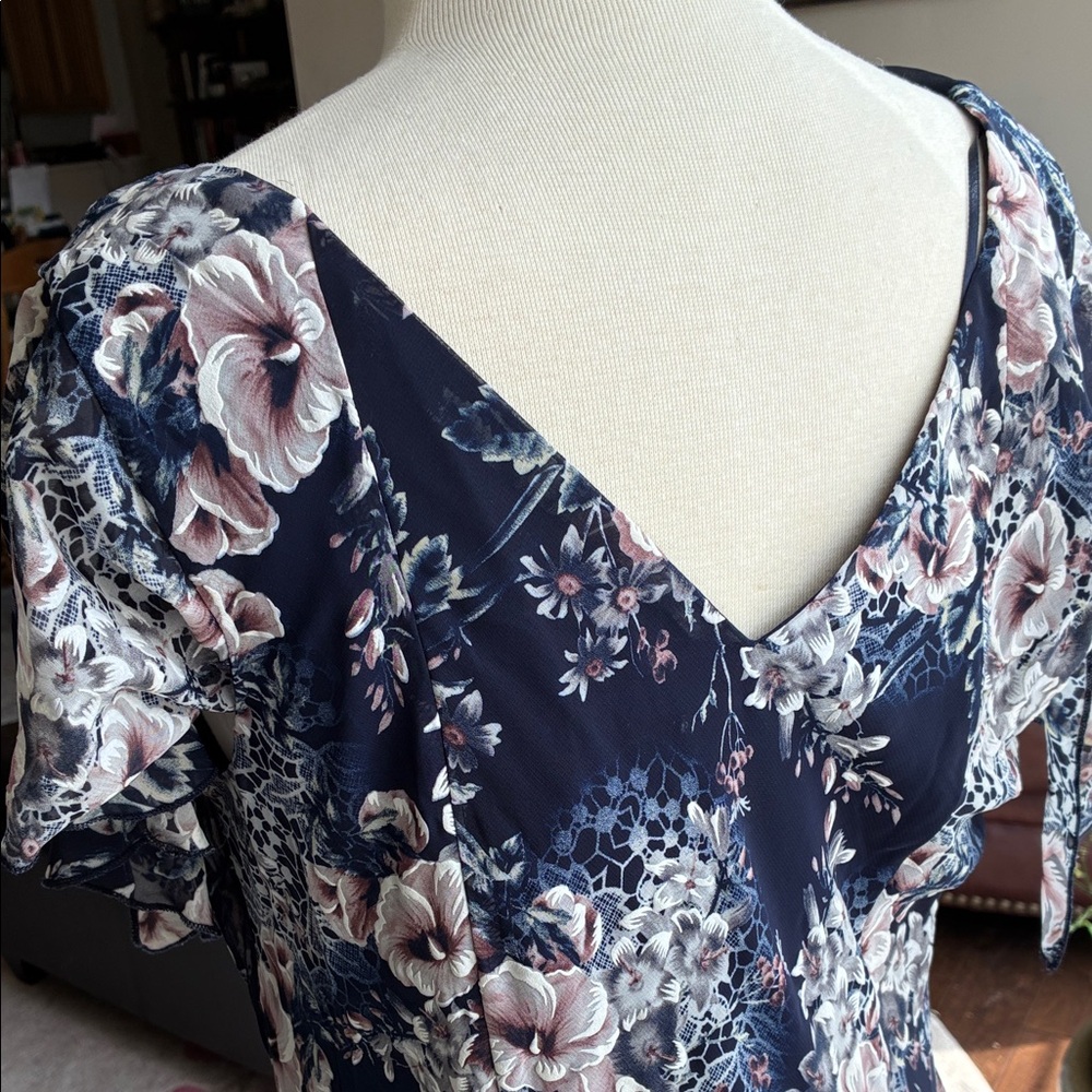 Signature by Robbie Bee Navy Floral High Low Dress - Picture 5 of 5